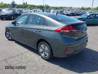 2020 Hyundai Ioniq Blue z VIN KMHC65LC0LU235313, wystawiony jako IAAI lot #42098227 z przebiegiem 74 906 mil mil oraz . Historia ofert i sprzedaży dostępna na DreamBid. Obrazek 3.