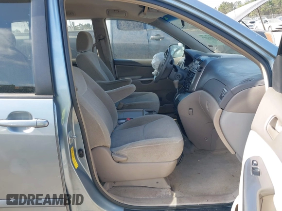 2006 Toyota Sienna CE with VIN 5TDZA23C26S584462, listed as a IAAI auction lot 41532297 with Not Provided miles and . Bid and sale history available at DreamBid. Image 5.