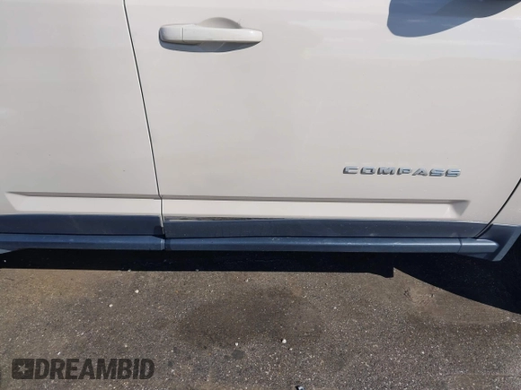 2017 Jeep Compass High Altitude with VIN 1C4NJCEB0HD200251, listed as a IAAI auction lot 41794163 with 141,419 mi miles and . Bid and sale history available at DreamBid. Image 18.