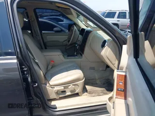 2006 Ford Explorer Eddie Bauer with VIN 1FMEU64E16UB43197, listed as a IAAI auction lot 42756707 with 188,485 mi miles and . Bid and sale history available at DreamBid. Image 5.