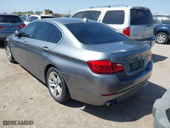 2012 BMW 5 Series 528i with VIN WBAXG5C50CDX06006, listed as a IAAI auction lot 41862588 with 159,221 mi miles. Bid and sale history available at carsss.com. Image 3.
