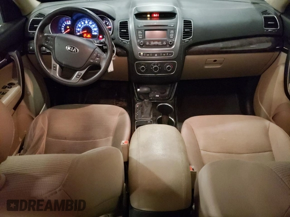 2015 Kia Sorento LX with VIN 5XYKT3A62FG645594, listed as a Copart auction lot 47445705 with 77,952 mi miles and Clean Title. Bid and sale history available at DreamBid. Image 8.