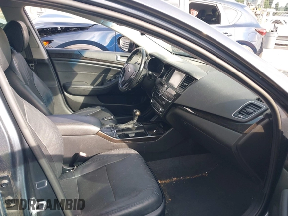 2015 Kia Cadenza Premium z VIN KNALN4D75F5174460, wystawiony jako IAAI lot #42521576 z przebiegiem 172 375 mil mil oraz . Historia ofert i sprzedaży dostępna na DreamBid. Obrazek 5.
