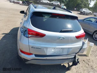 2018 Hyundai Tucson Value with VIN KM8J3CA26JU697712, listed as a IAAI auction lot 40323457 with 53,175 mi miles. Bid and sale history available at carsss.com. Image 16.