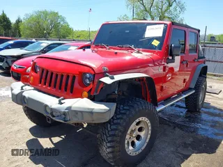 2008 Jeep Wrangler Unlimited X z VIN 1J4GA39198L652015, wystawiony jako IAAI lot #42062691 z przebiegiem 127 804 mil mil oraz . Historia ofert i sprzedaży dostępna na DreamBid. Obrazek 19.