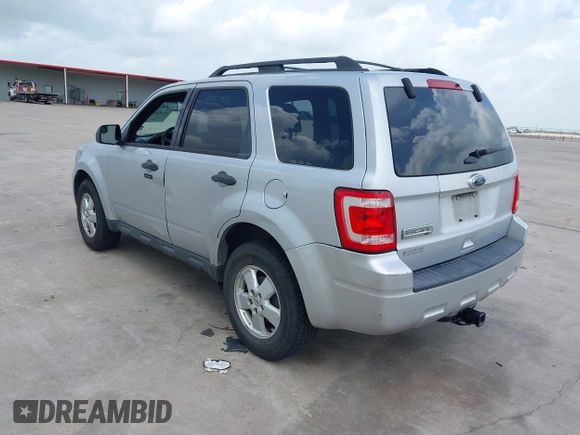 2012 Ford Escape XLT z VIN 1FMCU0D75CKC65204, wystawiony jako IAAI lot #42483981 z przebiegiem 201 371 mil mil oraz . Historia ofert i sprzedaży dostępna na DreamBid. Obrazek 3.