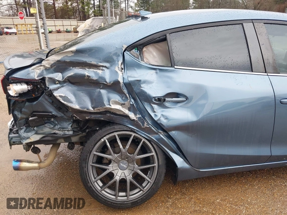 2014 Mazda 3 i Grand Touring with VIN JM1BM1W74E1169186, listed as a IAAI auction lot 41718063 with 113,022 mi miles and . Bid and sale history available at carsss.com. Image 6.