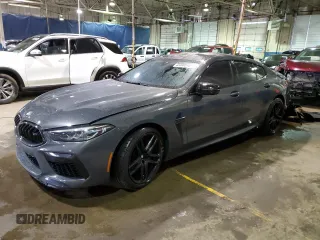 2022 BMW M8 Competition z VIN WBSGV0C07NCJ20520, wystawiony jako Copart lot #43480514 z przebiegiem Nie podano mil oraz Szkoda całkowita • Salvage title. Historia ofert i sprzedaży dostępna na DreamBid. Obrazek 1.