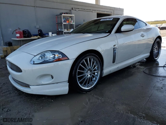 2008 Jaguar XK with VIN SAJWA43B185B22770, listed as a Copart auction lot 83892764 with 74,213 mi miles and Clean Title. Bid and sale history available at carsss.com. Image 1.