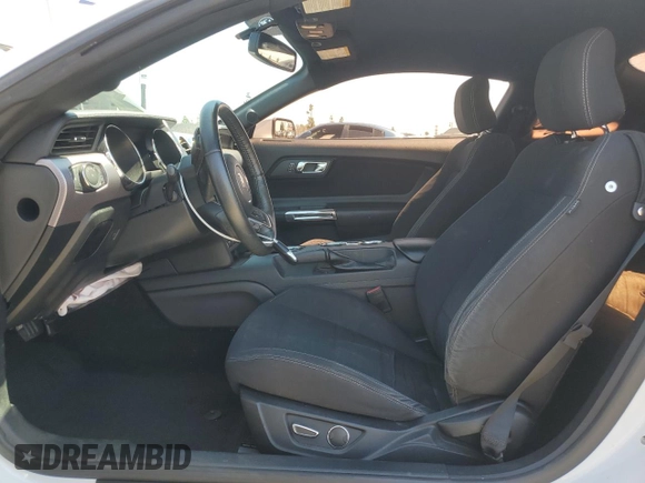 2016 Ford Mustang EcoBoost z VIN 1FA6P8TH3G5260840, wystawiony jako Copart lot #52876225 z przebiegiem 66 210 mil mil oraz Szkoda całkowita • Salvage title. Historia ofert i sprzedaży dostępna na DreamBid. Obrazek 7.