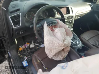 2017 Audi Q5 Premium Plus z VIN WA1L2AFP3HA099530, wystawiony jako Copart lot #49889085 z przebiegiem Nie podano mil oraz Tytuł czysty. Historia ofert i sprzedaży dostępna na DreamBid. Obrazek 8.