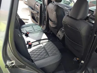 2022 Mitsubishi Outlander SEL z VIN JA4J3VA86NZ058107, wystawiony jako IAAI lot #41941277 z przebiegiem 40 352 mil mil oraz . Historia ofert i sprzedaży dostępna na DreamBid. Obrazek 8.