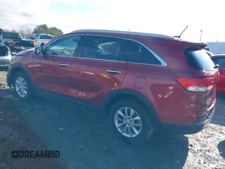 2016 Kia Sorento LX with VIN 5XYPG4A57GG129837, listed as a IAAI auction lot 41066768 with 69,717 mi miles. Bid and sale history available at carsss.com. Image 3.