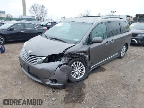 2016 Toyota Sienna XLE with VIN 5TDYK3DCXGS737846, listed as a IAAI auction lot 41782055 with 126,846 mi miles. Bid and sale history available at carsss.com. Image 6.
