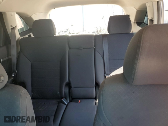 2019 Kia Sorento LX with VIN 5XYPG4A3XKG513733, listed as a Copart auction lot 53530915 with 172,370 mi miles and Non Repairable. Bid and sale history available at carsss.com. Image 10.