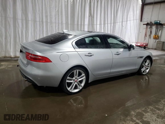 2018 Jaguar XE 35t Prestige z VIN SAJAK4EV5JCP22138, wystawiony jako Copart lot #55419435 z przebiegiem 55 109 mil mil oraz Czysty tytuł • Clean title. Historia ofert i sprzedaży dostępna na DreamBid. Obrazek 3.