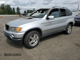 2001 BMW X5 4.4i with VIN WBAFB33581LH21745, listed as a Copart auction lot 67415594 with 0 mi miles and Salvage Title. Bid and sale history available at carsss.com. Image 1.