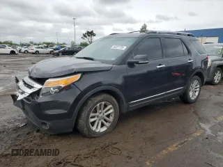2014 Ford Explorer XLT with VIN 1FM5K7D82EGA54225, listed as a Copart auction lot 56227785 with 220,809 mi miles and Clean title. Bid and sale history available at DreamBid. Image 1.