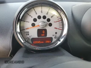 2012 MINI Countryman z VIN WMWZB3C59CWM05511, wystawiony jako Copart lot #49343875 z przebiegiem 29 945 mil mil oraz Szkoda całkowita • Salvage title. Historia ofert i sprzedaży dostępna na DreamBid. Obrazek 9.