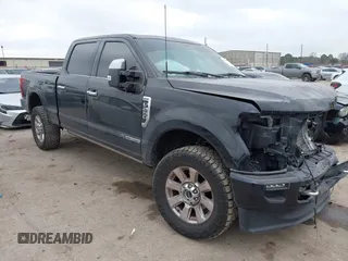 2022 Ford F-250 XL z VIN 1FT7W2BT8NEF55837, wystawiony jako IAAI lot #41506705 z przebiegiem 9 996 mil mil oraz . Historia ofert i sprzedaży dostępna na DreamBid. Obrazek 1.