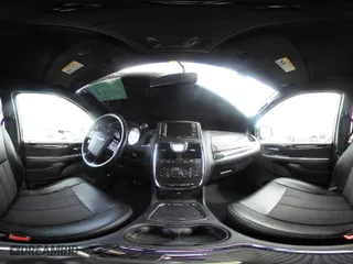 2015 Chrysler Town & Country S with VIN 2C4RC1HG4FR731468, listed as a IAAI auction lot 41902974 with 132,784 mi miles. Bid and sale history available at carsss.com. Image 18.