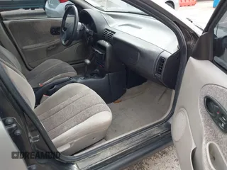 1997 Saturn SL with VIN 1G8ZK527XVZ257477, listed as a IAAI auction lot 42029648 with 114,371 mi miles and . Bid and sale history available at DreamBid. Image 5.