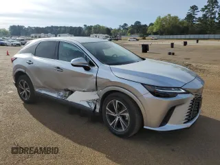 2024 Lexus RX 350 z VIN 2T2BAMBAXRC026896, wystawiony jako Copart lot #50809715 z przebiegiem 16 917 mil mil oraz Szkody całkowita. Historia ofert i sprzedaży dostępna na DreamBid. Obrazek 4.