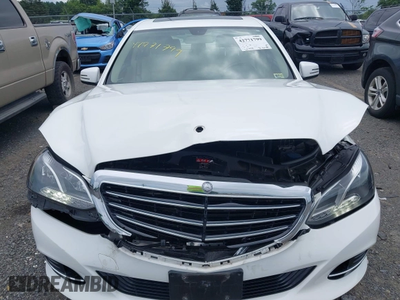 2014 Mercedes-Benz E 350 Luxury with VIN WDDHF8JB5EB040219, listed as a IAAI auction lot 42771799 with 65,454 mi miles and . Bid and sale history available at DreamBid. Image 6.