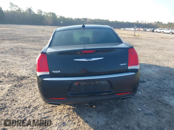 2018 Chrysler 300 Touring L with VIN 2C3CCAAG6JH249846, listed as a IAAI auction lot 41781511 with 95,121 mi miles. Bid and sale history available at carsss.com. Image 16.