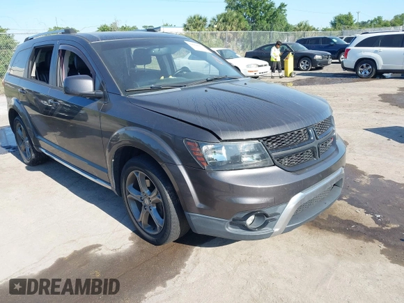 2016 Dodge Journey Crossroad Plus z VIN 3C4PDCGB0GT209506, wystawiony jako IAAI lot #42044055 z przebiegiem 93 115 mil mil oraz . Historia ofert i sprzedaży dostępna na DreamBid. Obrazek 1.