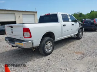2020 Ram 2500 Tradesman with VIN 3C6UR5CL9LG258440, listed as a IAAI auction lot 42073257 with 33,489 mi miles and . Bid and sale history available at DreamBid. Image 4.