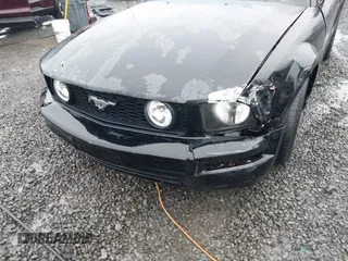 2006 Ford Mustang Standard with VIN 1ZVFT80N565161531, listed as a IAAI auction lot 41097766 with 149,250 mi miles and . Bid and sale history available at DreamBid. Image 6.