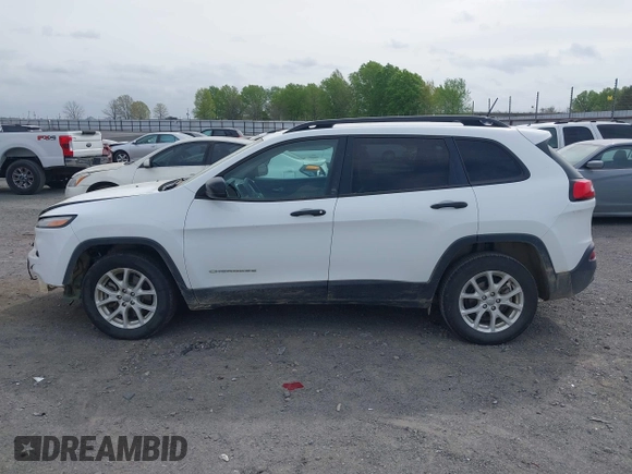 2017 Jeep Cherokee Sport z VIN 1C4PJLAB1HW640613, wystawiony jako IAAI lot #41930511 z przebiegiem 101 154 mil mil oraz . Historia ofert i sprzedaży dostępna na DreamBid. Obrazek 14.