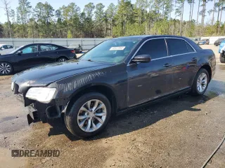 2015 Chrysler 300 Limited with VIN 2C3CCAAG8FH931618, listed as a Copart auction lot 48922065 with 211,916 mi miles and Salvage Title. Bid and sale history available at carsss.com. Image 1.