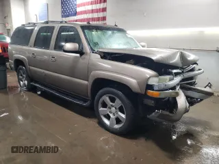 2004 Chevrolet Suburban LS with VIN 1GNEC16Z74J207727, listed as a Copart auction lot 81722614 with 361,781 mi miles and Salvage Title. Bid and sale history available at carsss.com. Image 4.