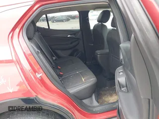 2024 Buick Encore GX Sport Touring с VIN KL4AMESL1RB172711, выставлен на аукционе IAAI как лот 42437300 с пробегом 21 710 миль миль и . История ставок и продаж доступна на DreamBid. Изображение 8.