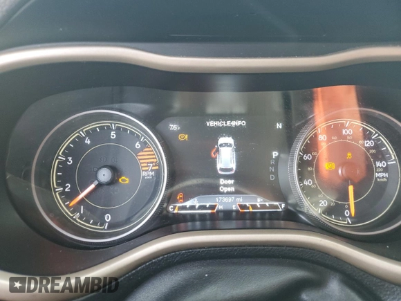 2018 Jeep Cherokee Limited с VIN 1C4PJLDB3JD568178, выставлен на аукционе Copart как лот 62585115 с пробегом 173 697 миль миль и Чистый • Clean title. История ставок и продаж доступна на DreamBid. Изображение 9.