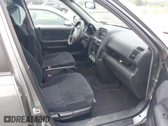2005 Honda CR-V EX with VIN SHSRD78845U332443, listed as a IAAI auction lot 42161060 with 72,444 mi miles and . Bid and sale history available at carsss.com. Image 5.