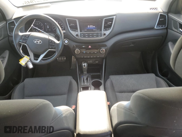 2017 Hyundai Tucson Sport z VIN KM8J3CA29HU480147, wystawiony jako Copart lot #56167945 z przebiegiem 77 945 mil mil oraz Czysty tytuł • Clean title. Historia ofert i sprzedaży dostępna na DreamBid. Obrazek 8.