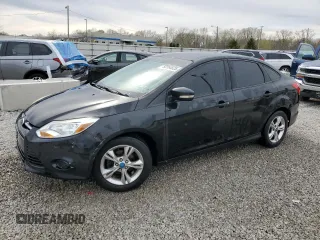 2013 Ford Focus SE z VIN 1FADP3F25DL130731, wystawiony jako Copart lot #52254825 z przebiegiem 150 043 mil mil oraz Nie do naprawy • Non repairable. Historia ofert i sprzedaży dostępna na DreamBid. Obrazek 1.