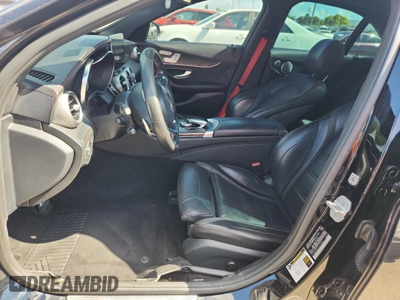 2016 Mercedes-Benz C 450 AMG с VIN 55SWF6EB3GU123582, выставлен на аукционе Copart как лот 61095145 с пробегом 141 278 миль миль и Списание • Salvage title. История ставок и продаж доступна на DreamBid. Изображение 7.