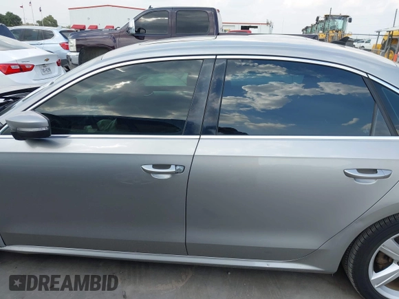 2013 Volkswagen Passat SE z VIN 1VWBP7A30DC144719, wystawiony jako IAAI lot #42174524 z przebiegiem 181 326 mil mil oraz . Historia ofert i sprzedaży dostępna na DreamBid. Obrazek 15.