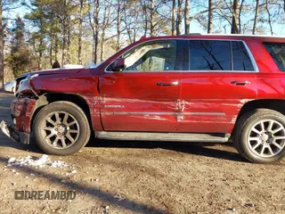 2019 GMC Yukon Denali with VIN 1GKS2CKJ8KR137636, listed as a IAAI auction lot 41264171 with 153,136 mi miles. Bid and sale history available at carsss.com. Image 6.