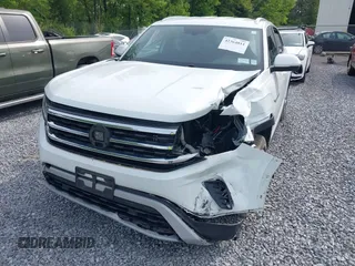 2020 Volkswagen Atlas S z VIN 1V2GC2CAXLC202612, wystawiony jako IAAI lot #42364811 z przebiegiem 73 957 mil mil oraz . Historia ofert i sprzedaży dostępna na DreamBid. Obrazek 6.