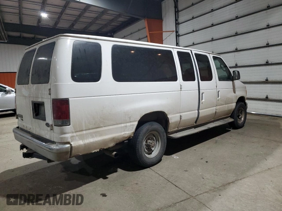 2007 Ford Econoline Passenger XL z VIN 1FBSS31L47DA97014, wystawiony jako Copart lot #82583214 z przebiegiem 227 766 mil mil oraz Czysty tytuł • Clean title. Historia ofert i sprzedaży dostępna na DreamBid. Obrazek 3.