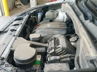 2014 Hyundai Santa Fe with VIN 5XYZUDLB4EG183114, listed as a IAAI auction lot 43048075 with 121,851 mi miles and . Bid and sale history available at DreamBid. Image 18.