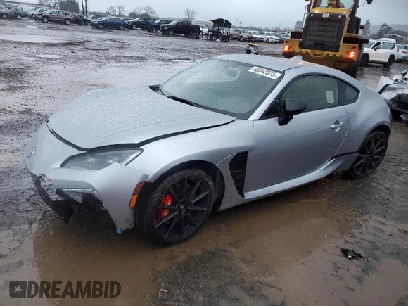 2024 Toyota 86 with VIN JF1ZNBB15R8755840, listed as a Copart auction lot 45542025 with 5,276 mi miles and Salvage Title. Bid and sale history available at DreamBid. Image 1.