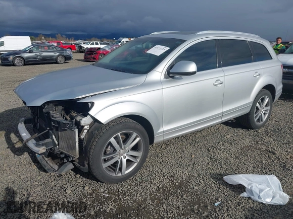 2014 Audi Q7 3.0T Premium Plus with VIN WA1LGAFE0ED015237, listed as a IAAI auction lot 41671129 with 114,410 mi miles. Bid and sale history available at carsss.com. Image 18.