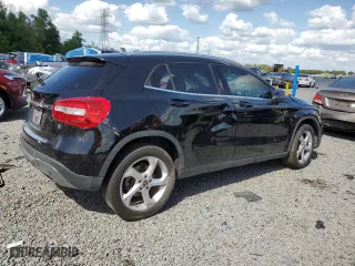 2019 Mercedes-Benz GLA with VIN WDCTG4EB6KU015084, listed as a Copart auction lot 52497255 with 98,941 mi miles and Clean Title. Bid and sale history available at carsss.com. Image 3.