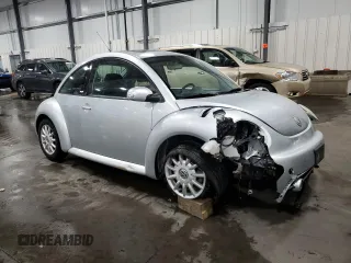 2004 Volkswagen New Beetle Coupe GLS with VIN 3VWCK31C14M417578, listed as a Copart auction lot 66537524 with 87,509 mi miles and Salvage Title. Bid and sale history available at carsss.com. Image 4.